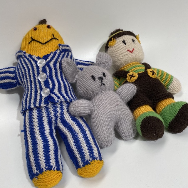 SOFT TOY, Knitted Assorted (Small - Med)